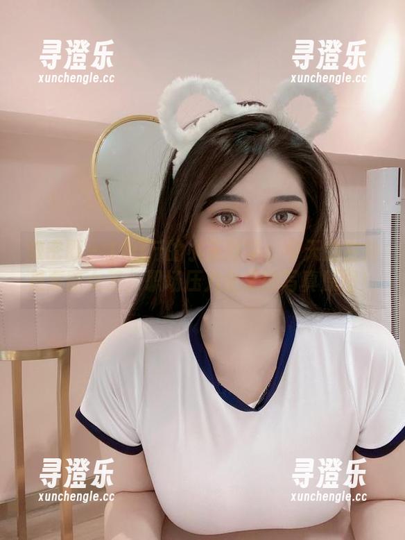 120斤的小王同学 微密圈 - 120斤的小王同学:今天的主角是蒙面女王,职场压力全无的写真原图!