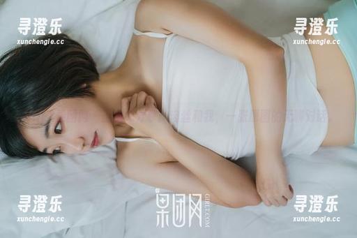 GIRLT果团网-王婉悠 GIRLT果团网 - 王婉悠分享:肉丝和我,一张原图的无聊对话。