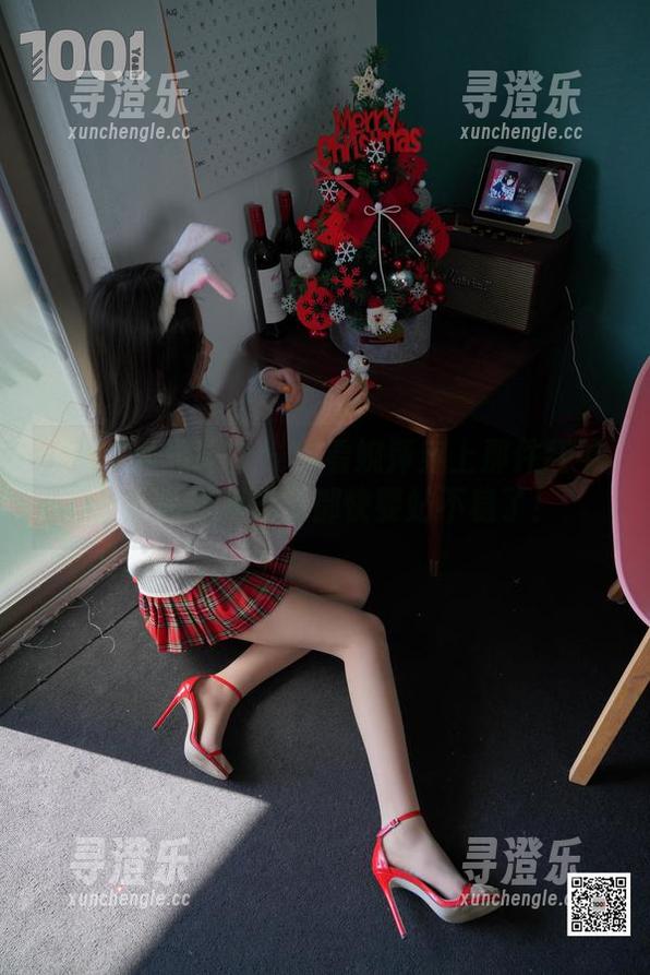 IESS异思趣向-婉萍 IESS异思趣向 - 你看婉萍穿上那件红甲,作品让我觉得都快要站不稳了!