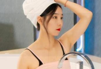Ligui丽柜 – 哦，凉儿的全套真让人过目难忘，雨后踏青丝的图片却又勾起了些别样的遐想。