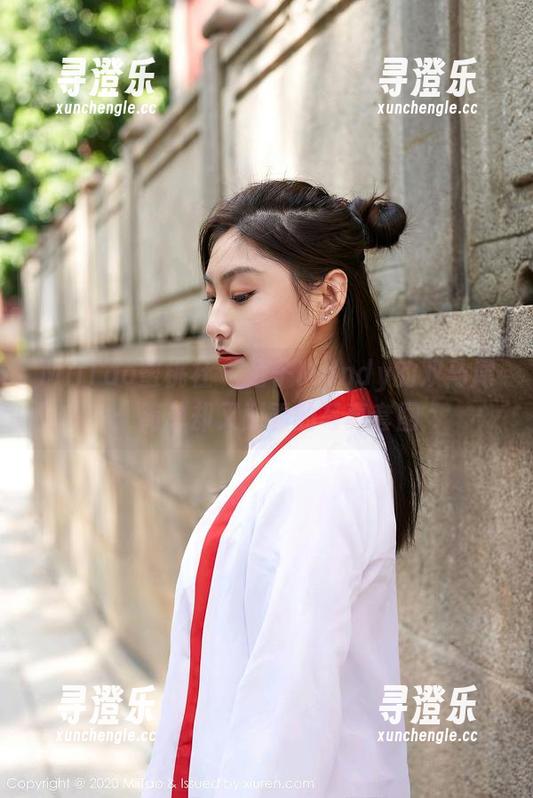 MiiTao蜜桃社 - 陌子Mandy的双马尾：简单却又耐看的写真套图
