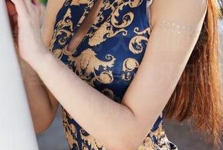 MyGirl美媛馆 – 于大小姐的天台写真图片尽在细节里,不过我好像只在观察楼下的小狗。