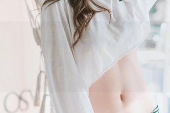 “你见过女神的私房图片嘛?Son Ye Eun直接打破了我的审美底线!”这不太对,我这是欣赏…