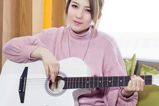 TouTiao头条女神 – 为什么我对申美嫣的水手服写真欲罢不能？原图在此！