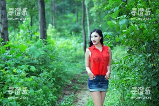 TuiGirl推女郎-赵惟依 TuiGirl推女郎 - 连体衣预定,赵惟依的写真挑战你的小心脏!