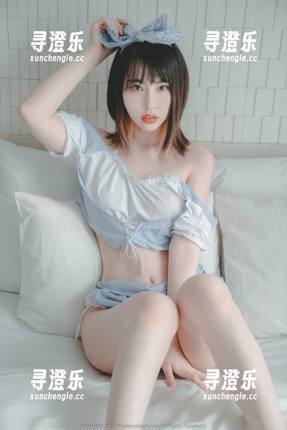 最新款Uhye(이유혜)的秘密作品上线，下载先到先得，你收获的不只有图片噢～