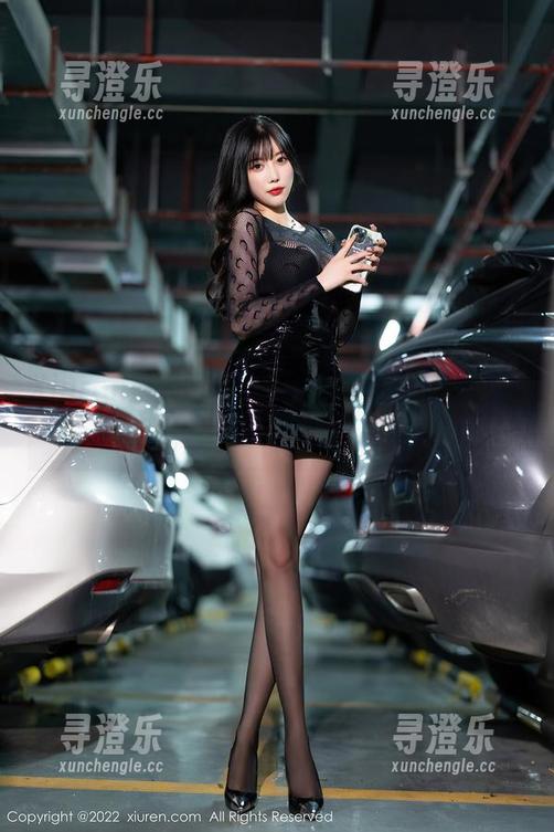 Xiuren秀人网-Nono酱 Xiuren秀人网 - Nono酱的白衬衫,仿佛在私语,高清写真就像在偷听。