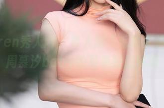 Xiuren秀人网 – 真人版“毛衣女神”：周慕汐baby的写真独门秘籍