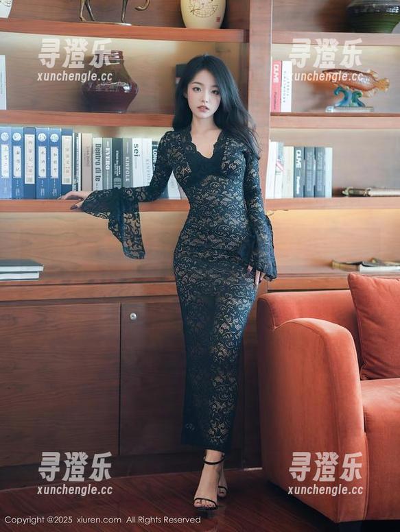 Xiuren秀人网-奈奈Fox Xiuren秀人网 - 奈奈Fox的黑丝福利,来看看这波图集能否撩动你的心弦?