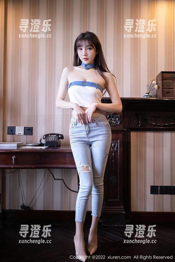 Xiuren秀人网-戴允祺zoe Xiuren秀人网 - “学妹”写真集:戴允祺zoe用无圣光挑战传统美的理念