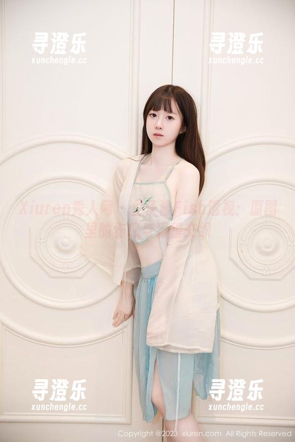Xiuren秀人网-鱼子酱Fish Xiuren秀人网 - 鱼子酱Fish透视:原图里的伤感与滑稽交织