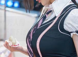 Xiuren秀人网 – 模特与图片的双重霸屏，鱼子酱Fish为何总让人停不下来