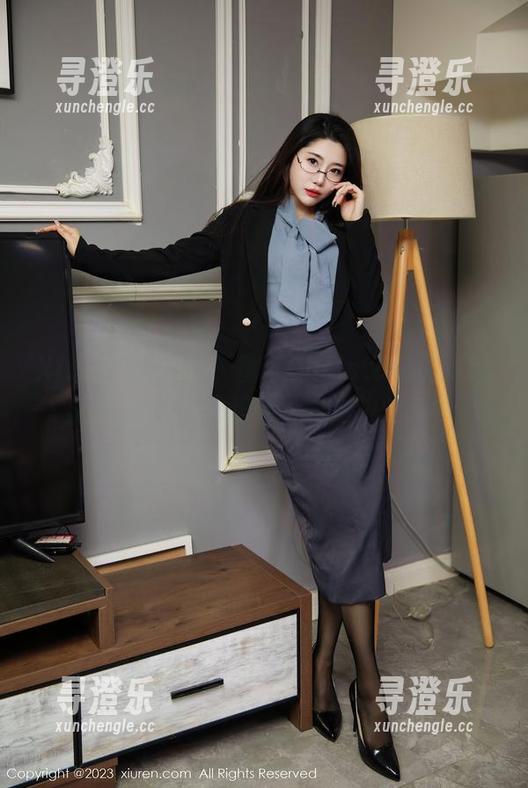 Xiuren秀人网-黄可Christine Xiuren秀人网 - 黄可Christine的泳装图包,倒是让我想起了去海边的日子。