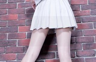 beautyleg – 来瞧瞧王郁文的高清礼服，下载按钮必须得在手边，不然心痒痒！