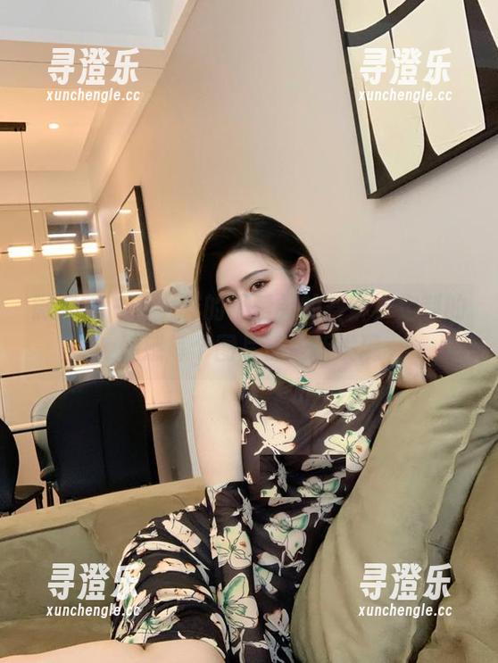 不爱笑的赛琳 微密圈 - 不一样的不爱笑的赛琳,定制的性感每个图片都是新发现