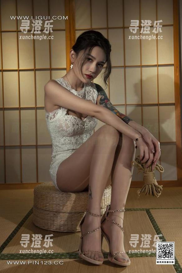 丽柜 - 最新图库速递：肖肖与她的女孩们，活出不同的风味