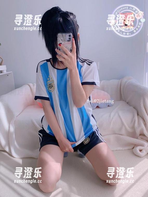 二阶堂宅绘子 精选图集:二阶堂宅绘子和春日野穹,一个温柔得令人恼火的组合。