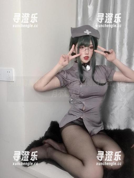 你十七鸽 免费写真体验:你十七鸽和她的皮衣,岁月不饶人!