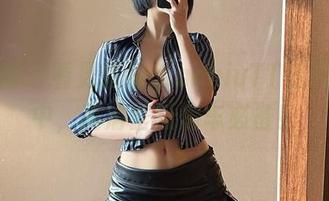 微密圈 – 看见俏妞qiaoniuTT在死库水中，高清壁纸房车必备！