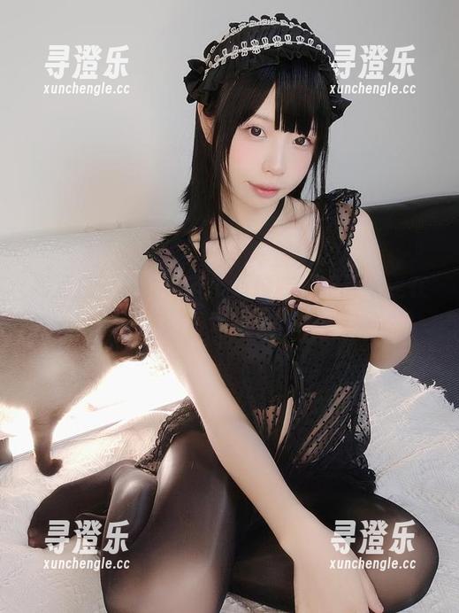 高清白丝兔女郎？十万珍吱伏特无疑是在用艺术的方式挑逗眼球吧？