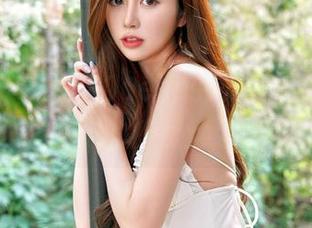 嗲囡囡 – 王婉悠Queen的无圣光狂欢：美图中的裤里丝迷雾
