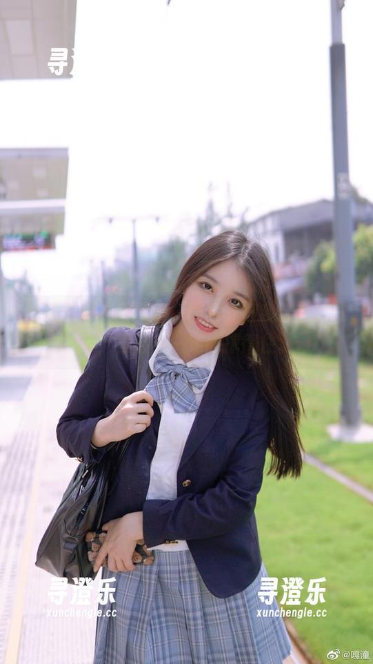 嘎潼全套礼服展示，图片看得我都想试试了，虽然不一定能撑得住。