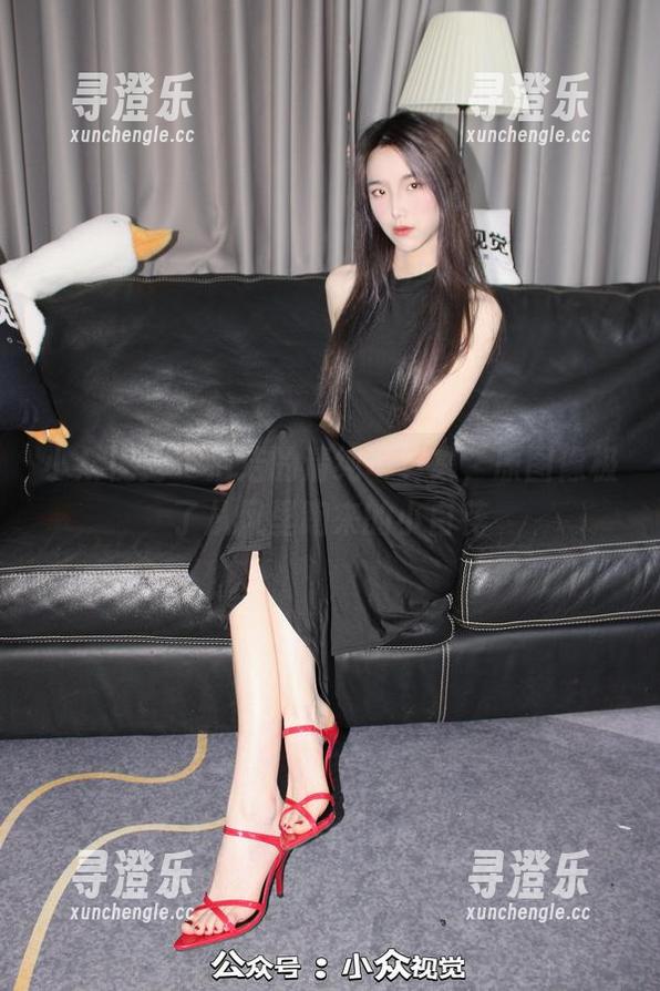 小众视觉-洁洁 小众视觉 - 洁洁的清纯写真集,原图像极了从风里跑来的小白花
