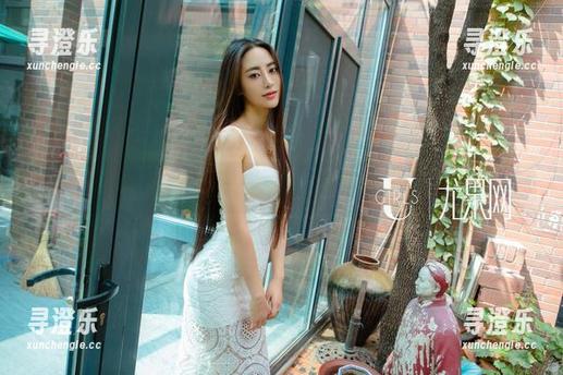 尤果网-小琪 尤果网 - 小琪的美足大本营:图库里的不寻常视角