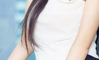尤果网爱尤物 – 分享赵伊彤的JK美图，少女心爆发ing！