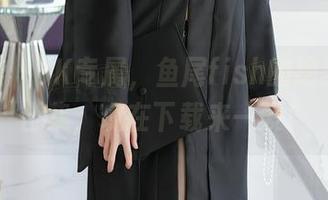 尤蜜荟 – JK专属，鱼尾fish的绝美写真合集，现在下载来一发！