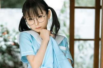 幼水铃衣的天台写真，选秀比赛的放大镜版本