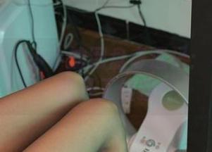 异思趣向 – 小小的网盘奇遇记：与女上司的开工碰撞