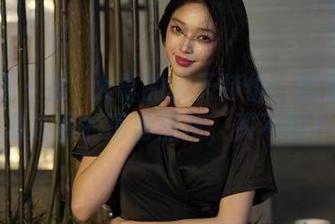 微密圈 – 徐珺大哥的天天特价：舰长提督朋友圈的高清照片，买不买？