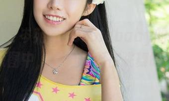 推女神 – 岑苑之barbiebaby的裸足：原图中，难道它们在跳舞吗？