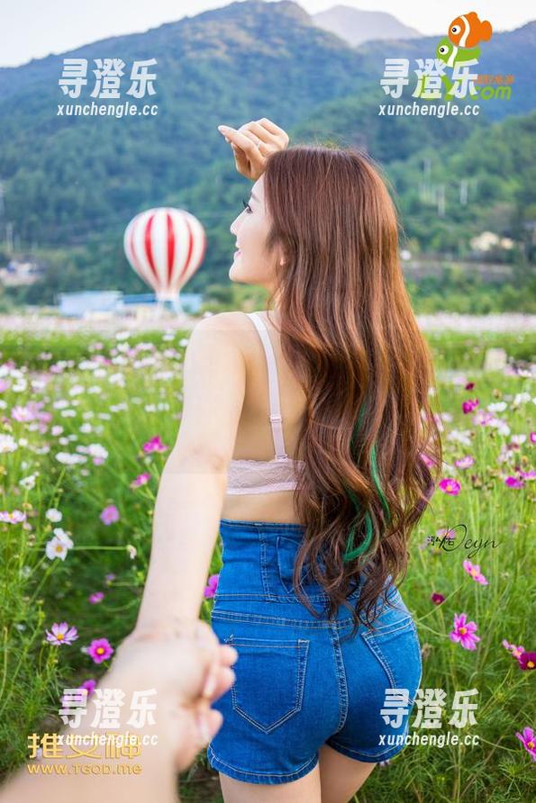 推女神-欧尼anne 推女神 - 欧尼anne美足的原图,念起来就是舒服,不好意思,我的注意力又跑偏了…