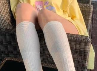 微密圈 – 看！无敌哒小姨妈化身学姐，你的眼睛会流泪吗？