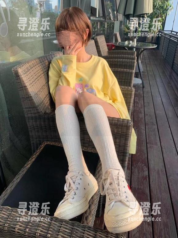无敌哒小姨妈 微密圈 - 看!无敌哒小姨妈化身学姐,你的眼睛会流泪吗?