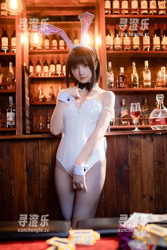星之迟迟 星之迟迟的全套写真:看着晓美焰,我突然觉得魔法少女也可以是我口袋里的零食神!