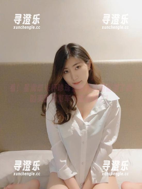 星澜想来杯珍珠奶茶 看!星澜想来杯珍珠奶茶用礼服征服了我的美图游览车,太会玩了!