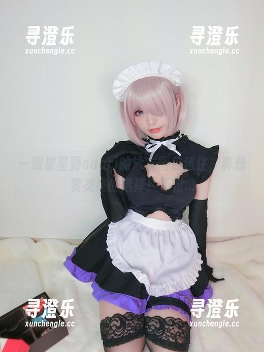 星野saori 一眼被星野saori的泳衣图包迷住,真想赞美她的选择!不过...