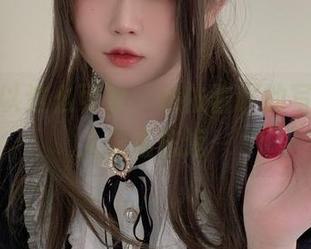 睡衣可以这么可爱，是依酱吖的写真集让人流连忘返～