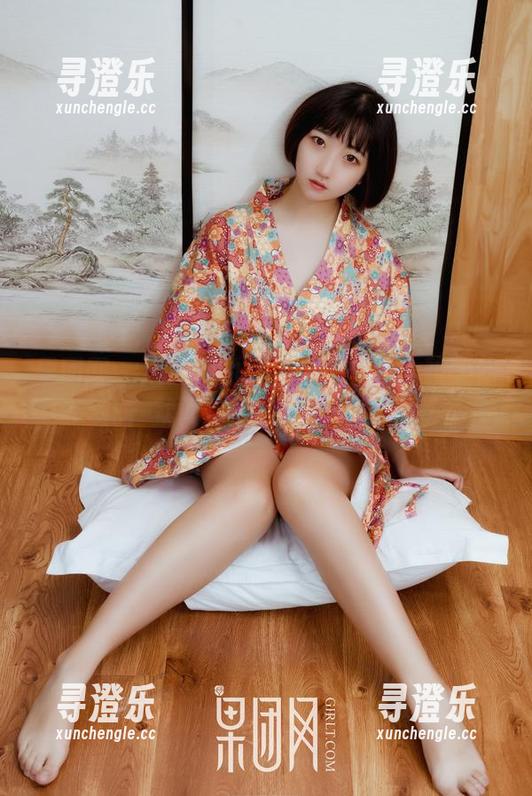 果团网-通灵儿 果团网 - 通灵儿的最美护士写真:貌美如花,就问你们心里是否健康!