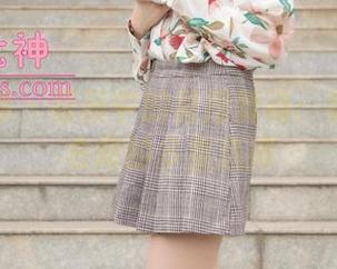 梦丝女神 – 原图中的裙摆舞动：媛媛在试衣间的多重选择