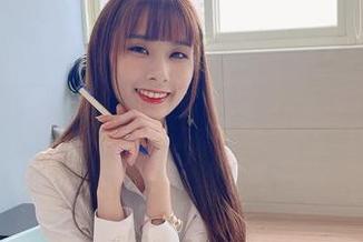 和服画像：泥泥汝，在美中自有一套