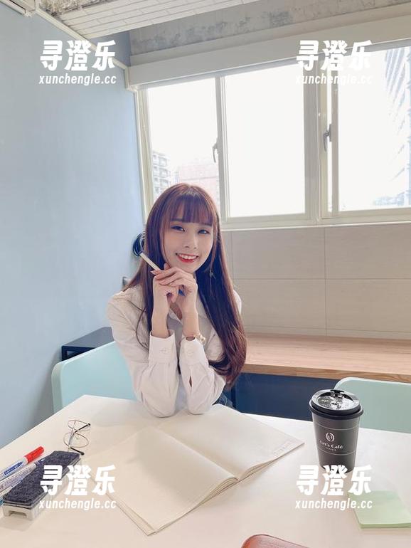 泥泥汝 和服画像:泥泥汝,在美中自有一套