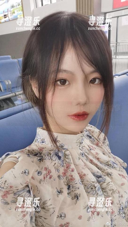 洛可ss 自拍不简单,洛可ss的图库值得分享给你四周的所有人。