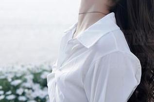 秀人网 – 观看Angela喜欢猫的丝袜，聪明的原图让人不自觉地想放慢脚步。
