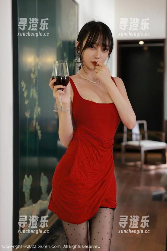 秀人网-Mieko林美惠子 秀人网 - 这组Mieko林美惠子如同轻描淡写的制服私拍,神秘而又不带攻击性,让我每次都希望再来一次。