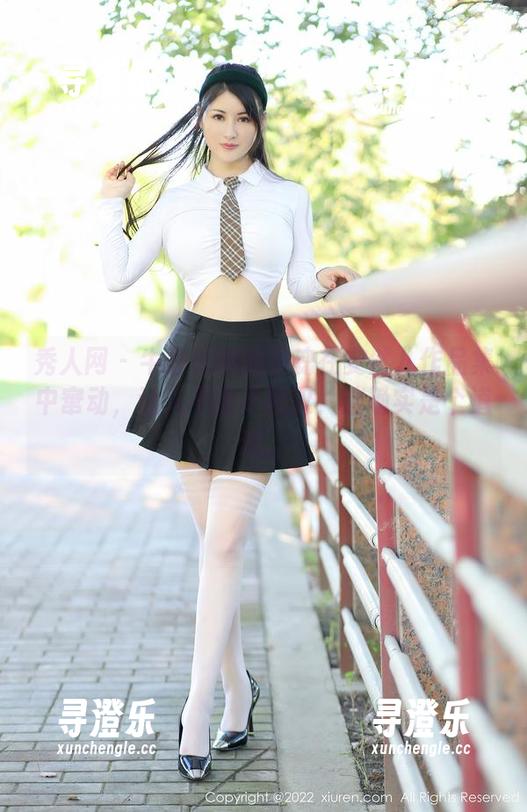 秀人网-安然儿 秀人网 - 牛仔美腿的灵魂在安然儿作品集中窜动,让人不得不感叹,这确实是个道道。