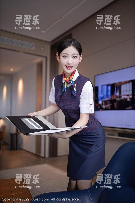 秀人网 - 李丽莎在体操服里的信号：原图说这才是真正的力量